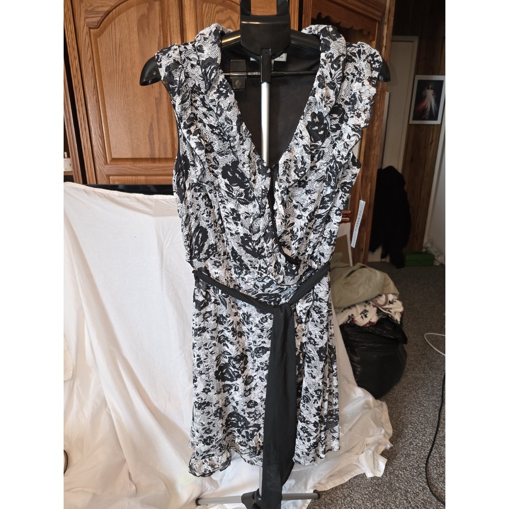 NWT AA Studio Dress,Size 12 Black & White 19" PTP 33"‎ Long . Lined Cottagecore,